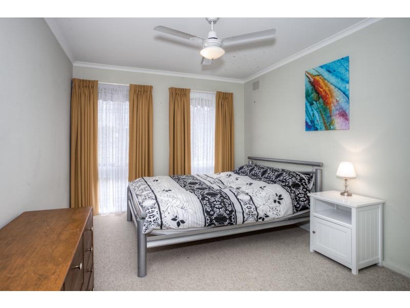21 Worcester Road, Gisborne VIC 3437