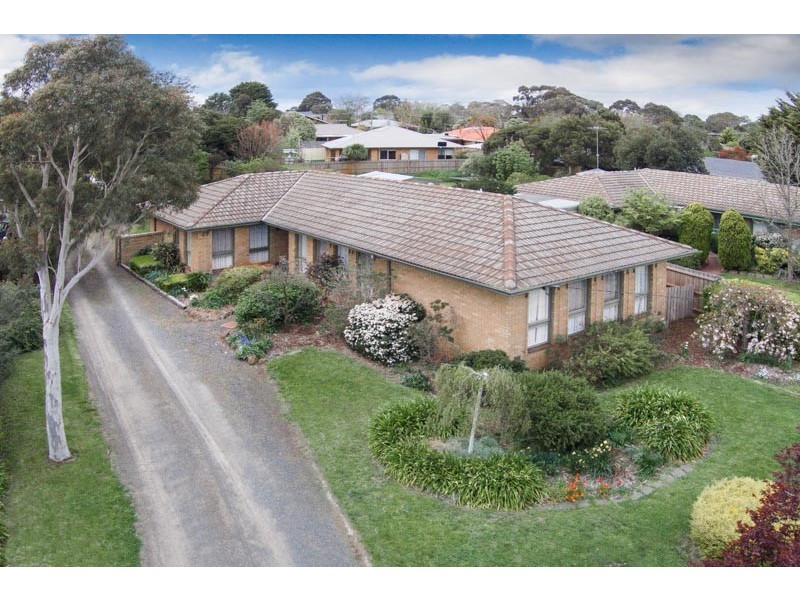 21 Worcester Road, Gisborne VIC 3437