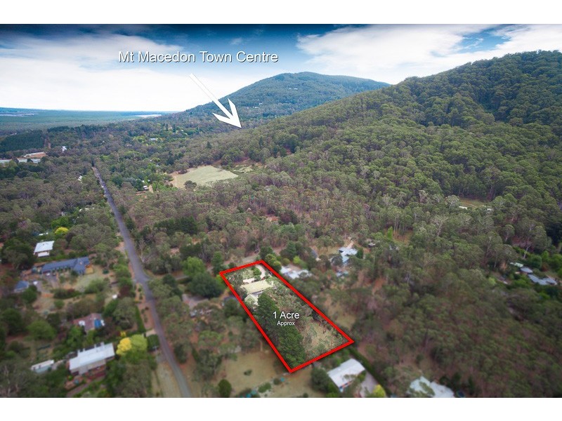 8 Zig Zag Road, Mount Macedon VIC 3441