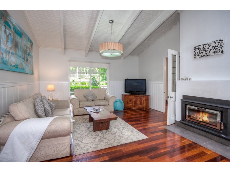 8 Zig Zag Road, Mount Macedon VIC 3441