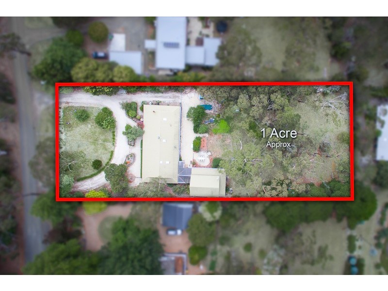 8 Zig Zag Road, Mount Macedon VIC 3441
