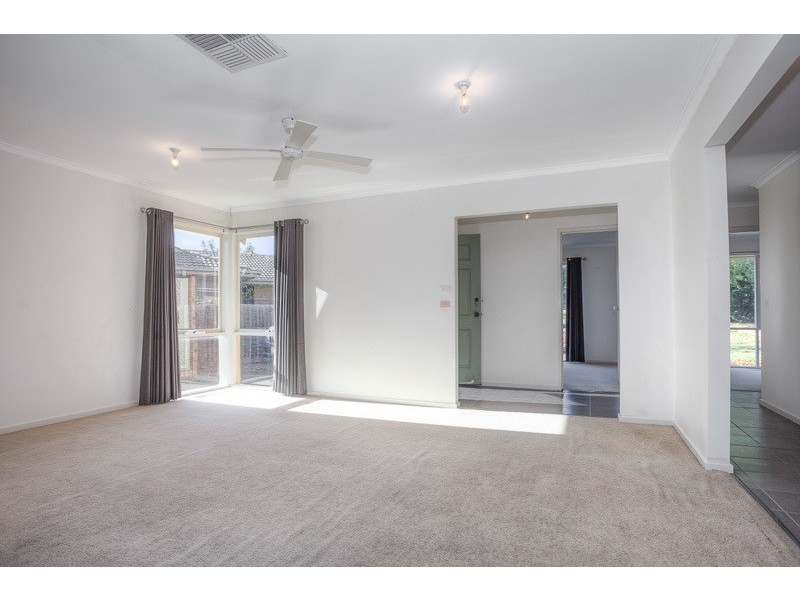 21 Scenic Court, Gisborne VIC 3437