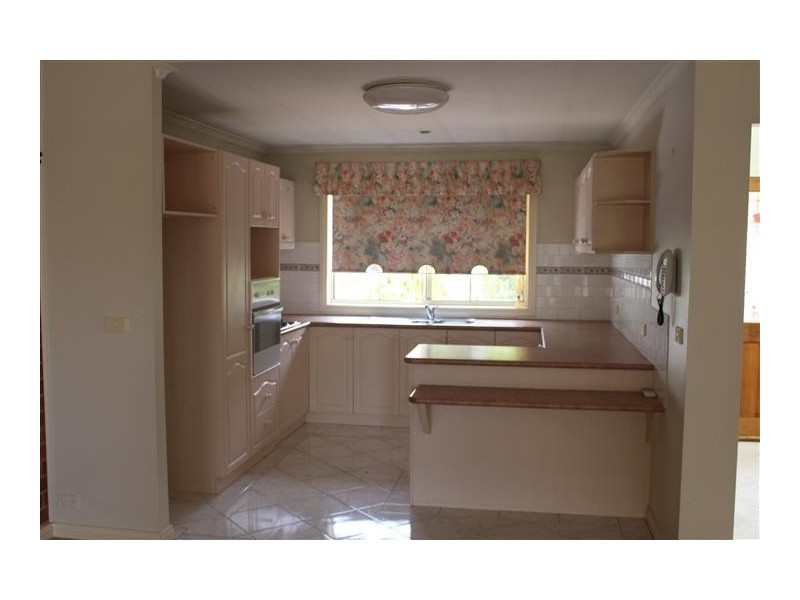 4/30 Prince Street, Gisborne VIC 3437