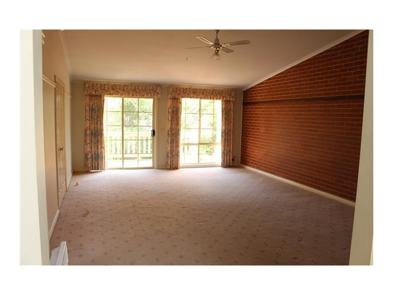 4/30 Prince Street, Gisborne VIC 3437