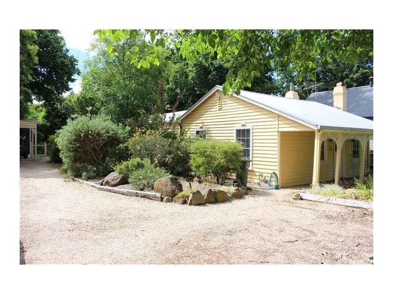 254 Station Road, New Gisborne VIC 3438