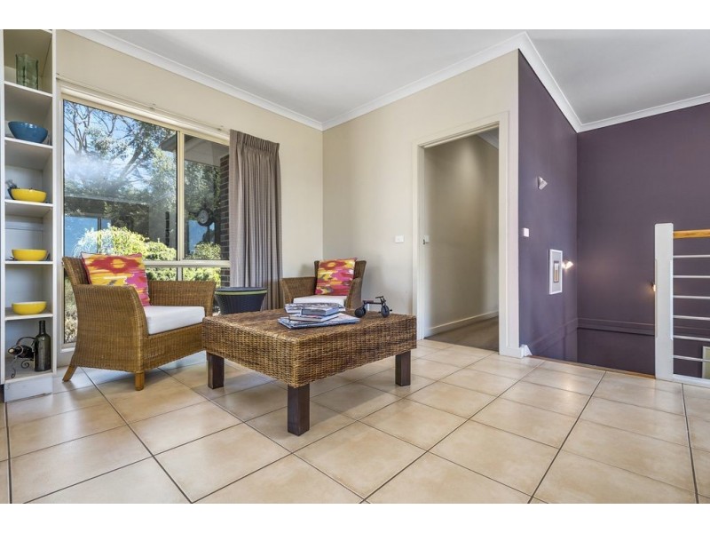 33 Wyralla Crescent, Gisborne VIC 3437