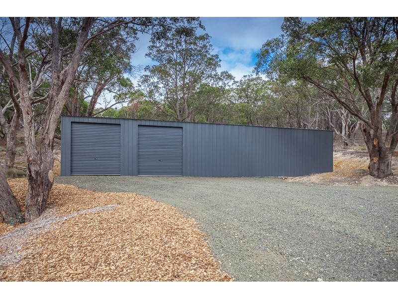 110 Kirribilli Road, New Gisborne VIC 3438