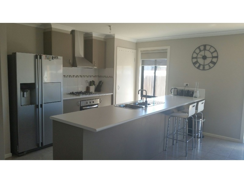 2 Elizabeth Court, Riddells Creek VIC 3431