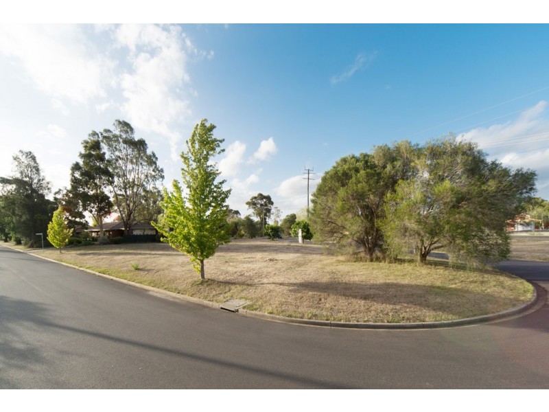 4 Gardiner Street, Gisborne VIC 3437