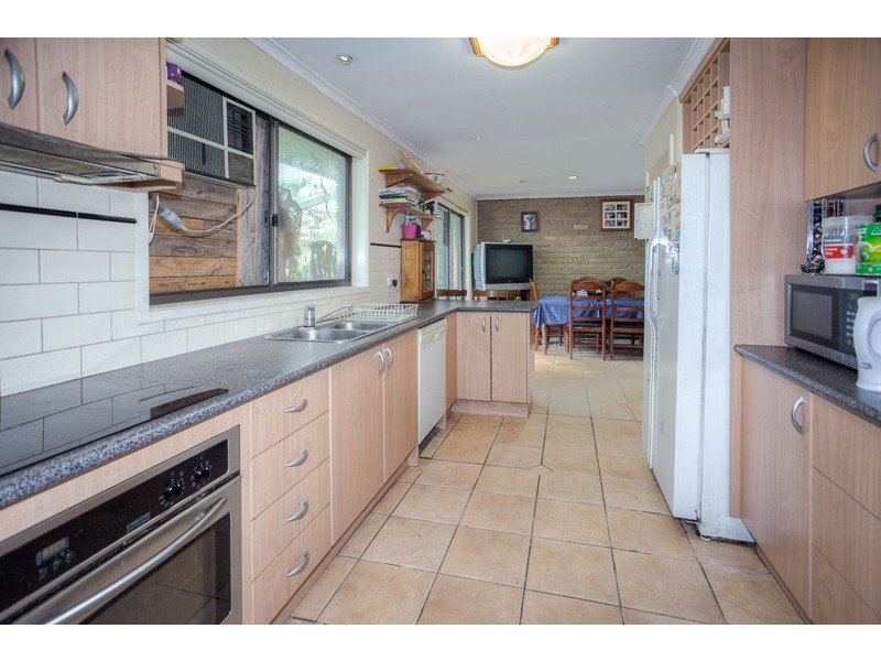 11 Oakley Court, Gisborne VIC 3437