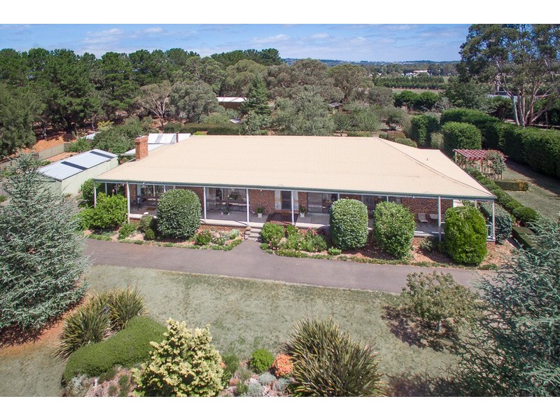 53 High View Crescent, Gisborne VIC 3437