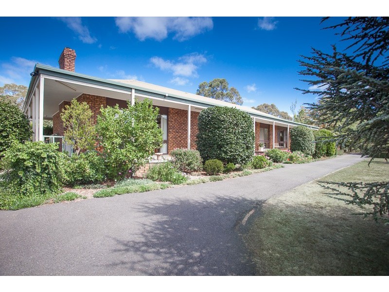 53 High View Crescent, Gisborne VIC 3437
