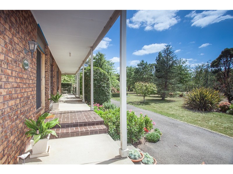 53 High View Crescent, Gisborne VIC 3437