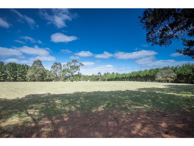 53 High View Crescent, Gisborne VIC 3437