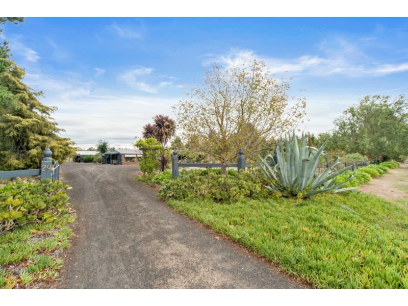 29 Payne Road, New Gisborne VIC 3438