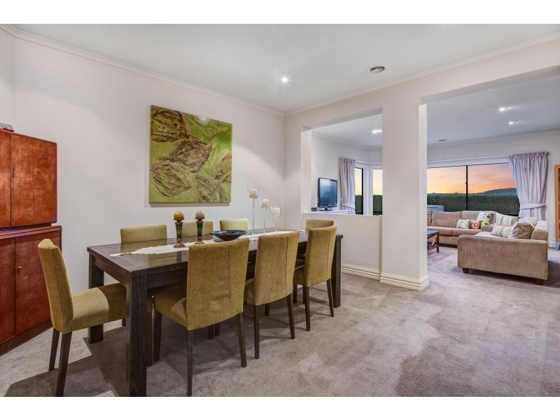 32 Jacksons Creek Way, Gisborne VIC 3437