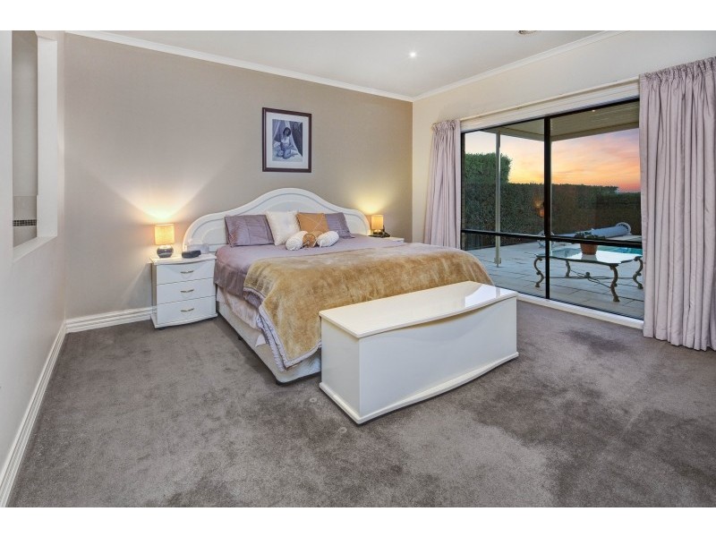 32 Jacksons Creek Way, Gisborne VIC 3437