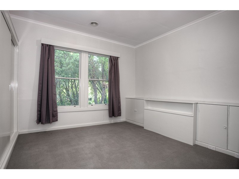 152 Main Street, Romsey VIC 3434