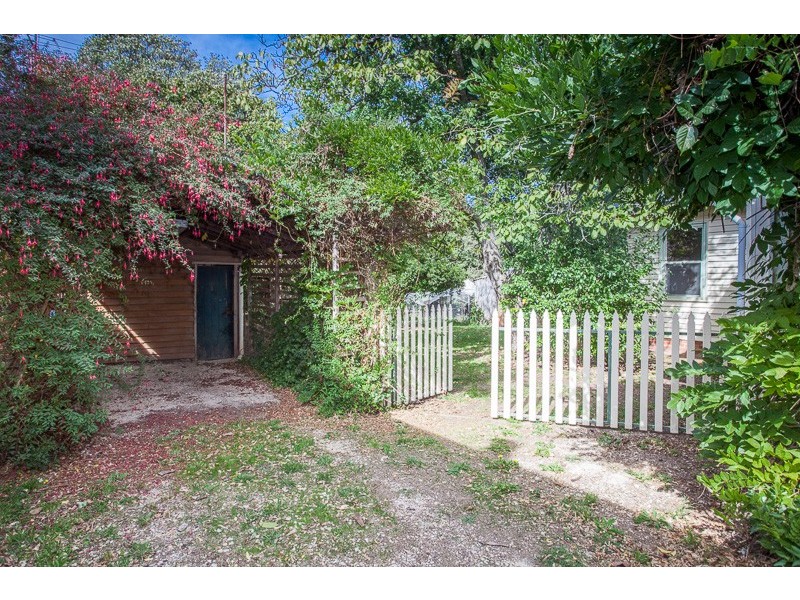 152 Main Street, Romsey VIC 3434