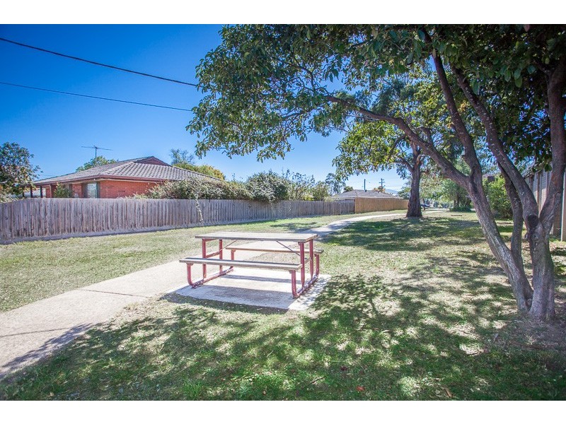 11 Grant Avenue, Gisborne VIC 3437