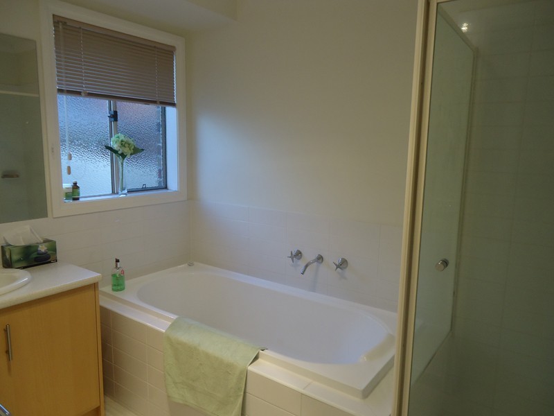 68 The Boulevard, Gisborne VIC 3437