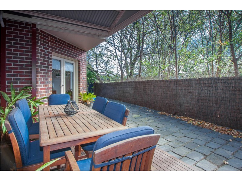 Unit 4/16 Calthorpe Street, Gisborne VIC 3437