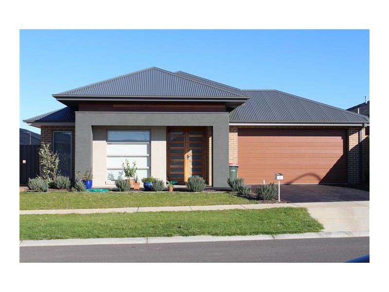 36 Rothschild Road, Gisborne VIC 3437