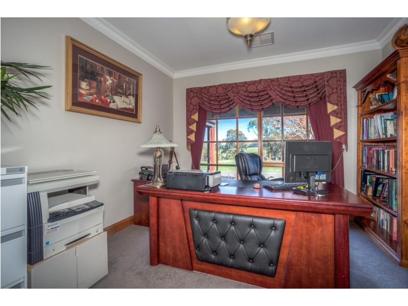 189 Blackhill Road, Gisborne South VIC 3437