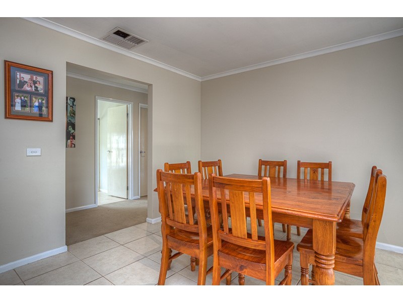 4 Coleman Court, New Gisborne VIC 3438