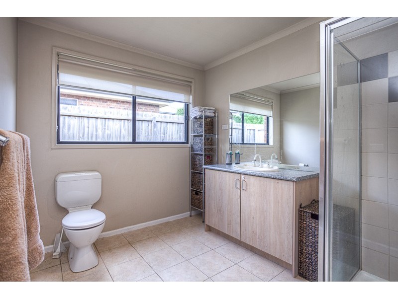 4 Coleman Court, New Gisborne VIC 3438