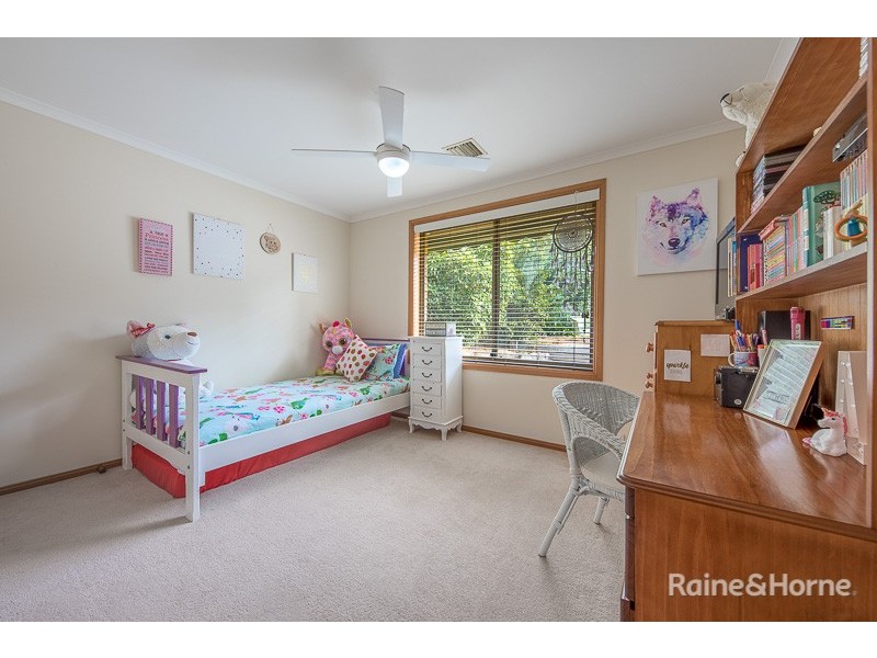 55 BALMORAL CIRCUIT, Sunbury VIC 3429