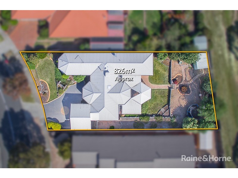 55 BALMORAL CIRCUIT, Sunbury VIC 3429