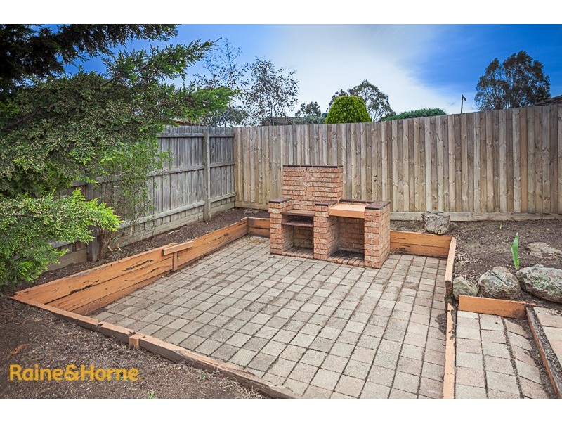 5 Fisher Court, Sunbury VIC 3429