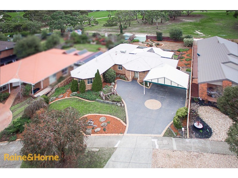55 Balmoral Circuit, Sunbury VIC 3429