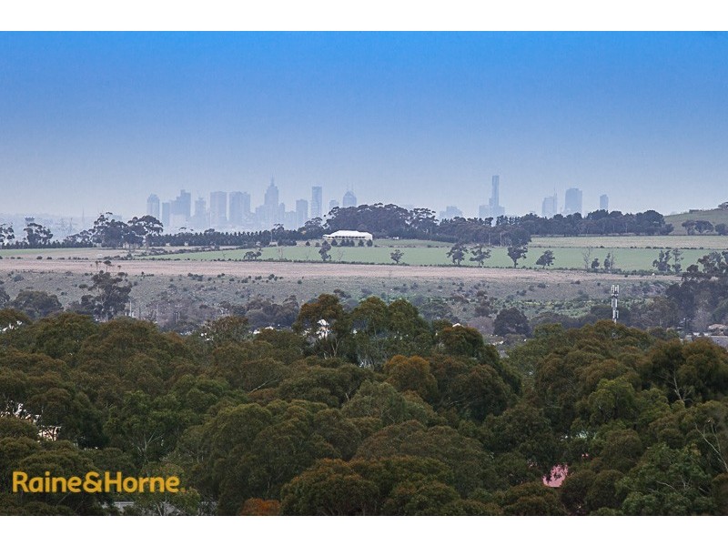 13 Possum Tail Run, Sunbury VIC 3429