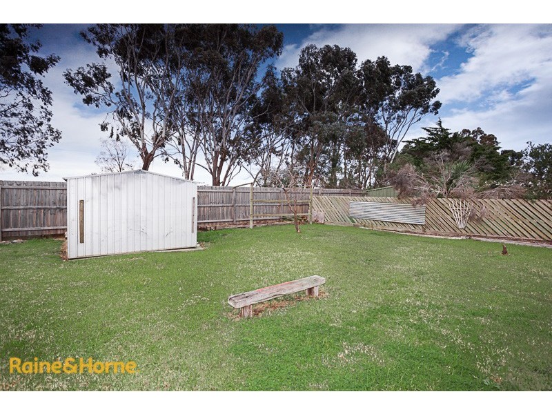 4 Portmarnock Court, Sunbury VIC 3429