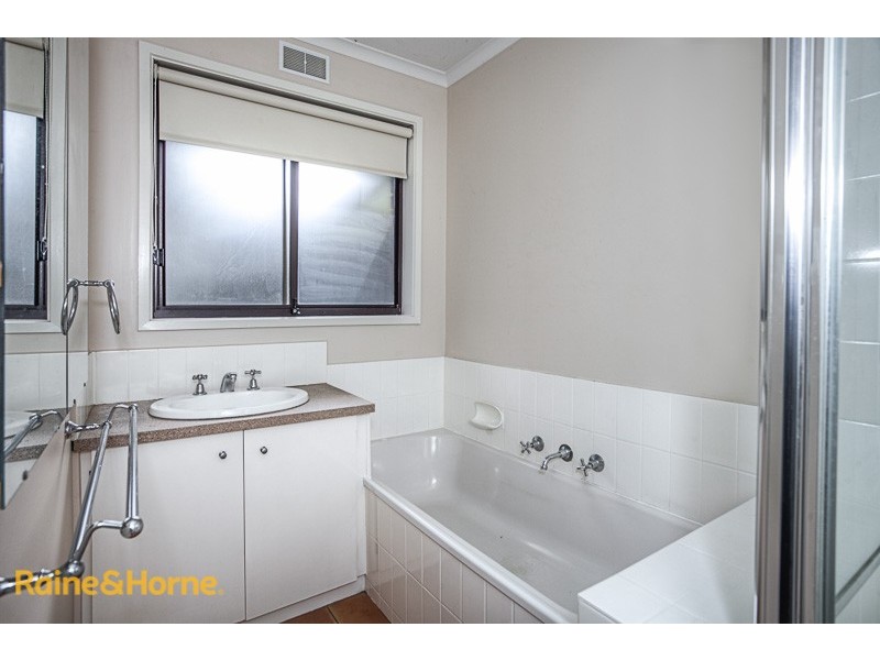 4 Portmarnock Court, Sunbury VIC 3429