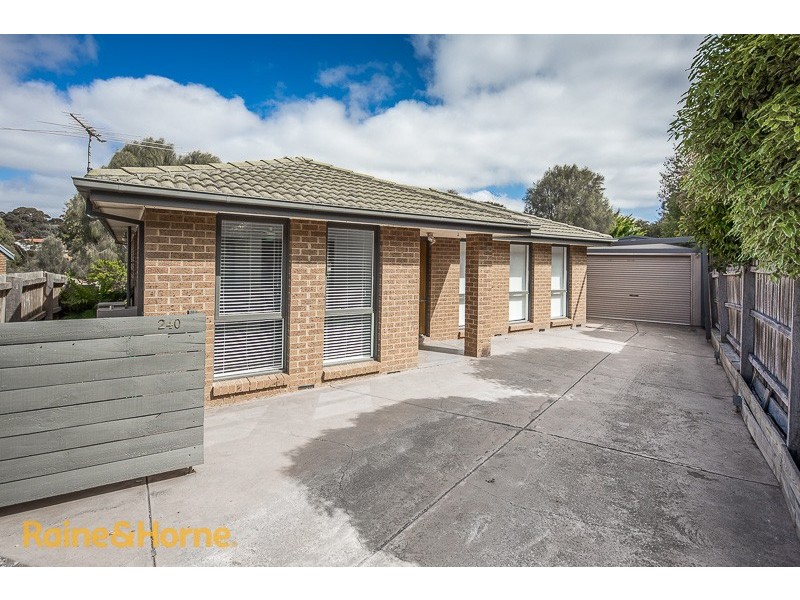 240 Elizabeth Drive, Sunbury VIC 3429