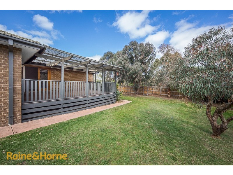 240 Elizabeth Drive, Sunbury VIC 3429