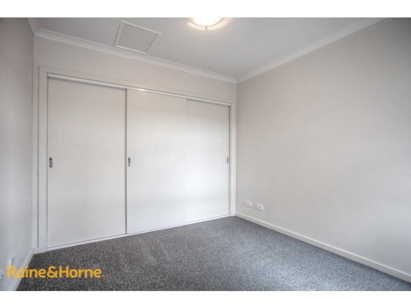 8/8 Pads Way, Sunbury VIC 3429