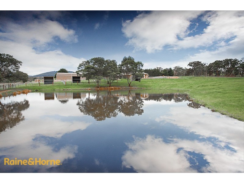 261 MT ELIZA RD, Riddells Creek VIC 3431