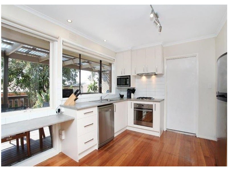 44 Heysen Drive, Sunbury VIC 3429