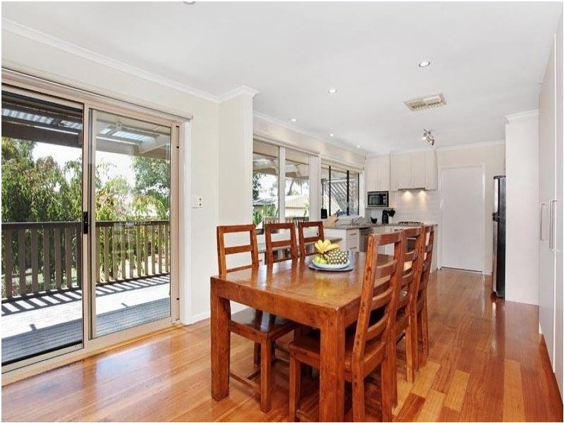 44 Heysen Drive, Sunbury VIC 3429