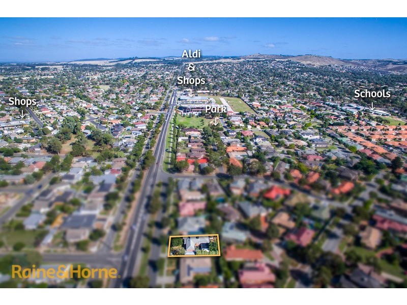 70 Gap Road, Sunbury VIC 3429