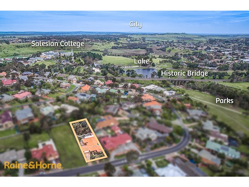 102 Yellowgum Boulevard, Sunbury VIC 3429