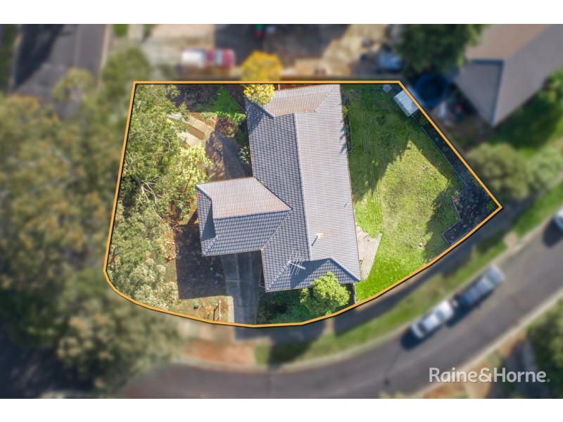 6 McEwen Drive, Sunbury VIC 3429