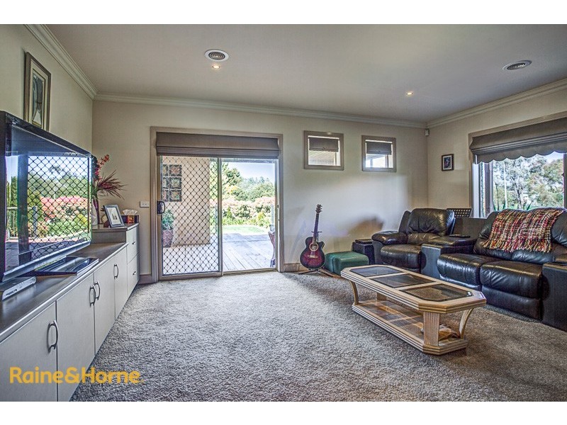 18 Whittakers Lane, Riddells Creek VIC 3431