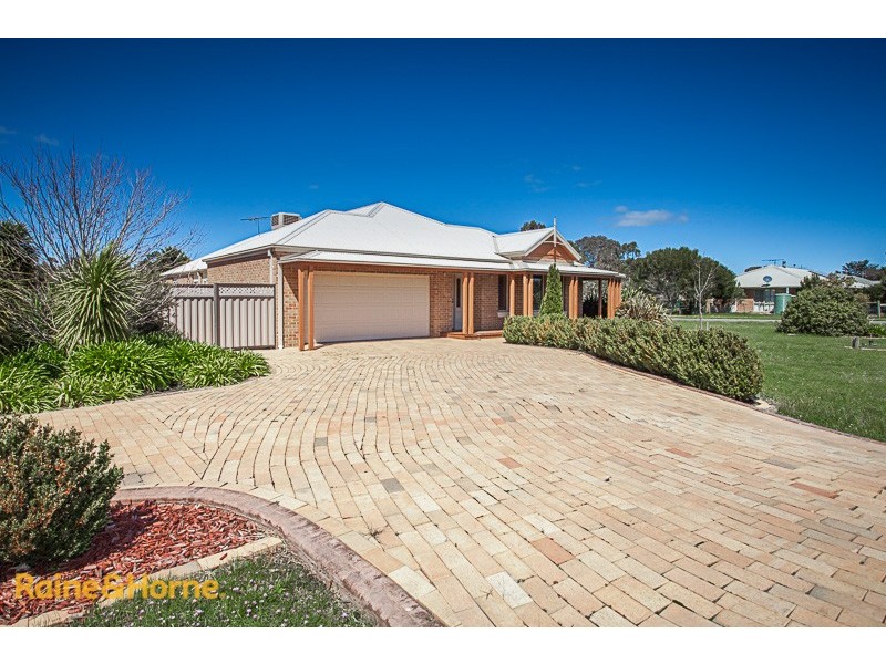 18 Whittakers Lane, Riddells Creek VIC 3431