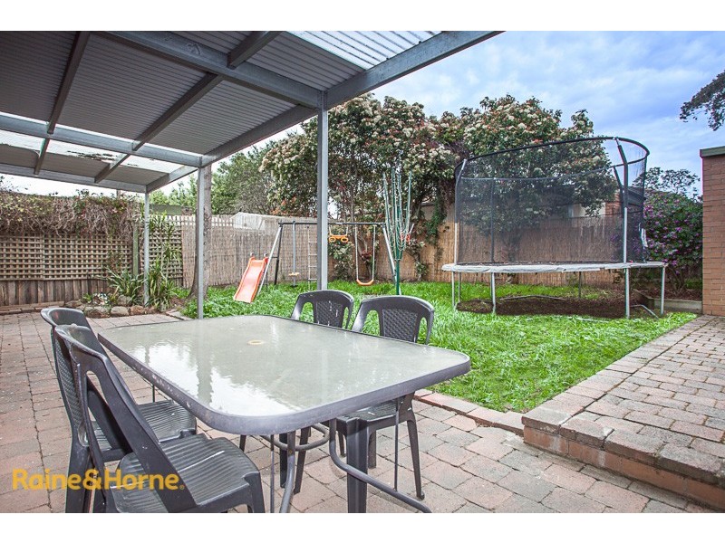 61 Higgins Avenue, Sunbury VIC 3429