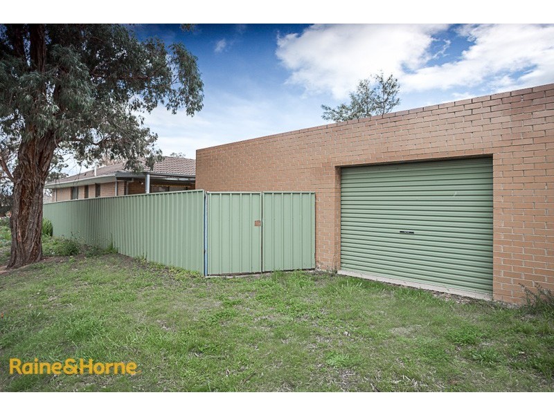 61 Higgins Avenue, Sunbury VIC 3429